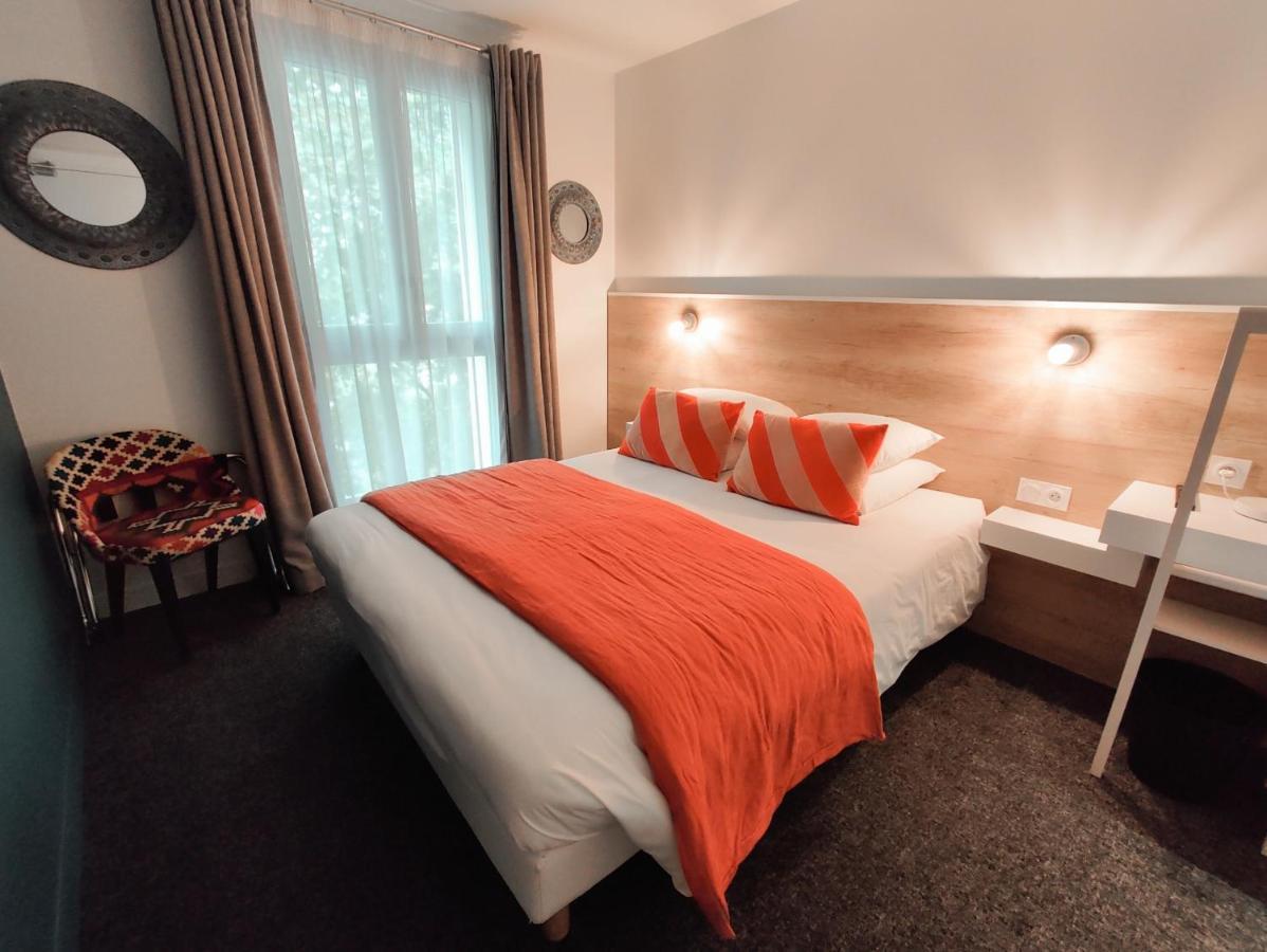 בריב-לה-גייארד Hotel Le Collonges Tv Connecte Wifi Netflix מראה חיצוני תמונה